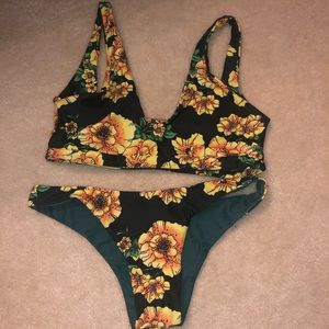 Floral Cheeky Bikini Set Size Small